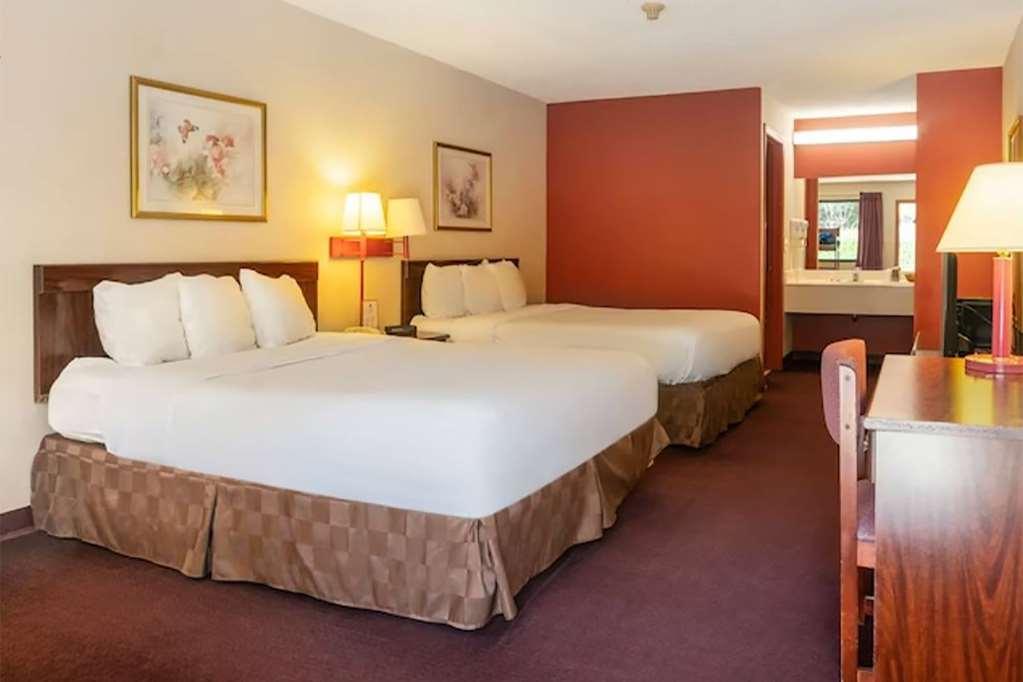 Days Inn By Wyndham Adairsville Room photo