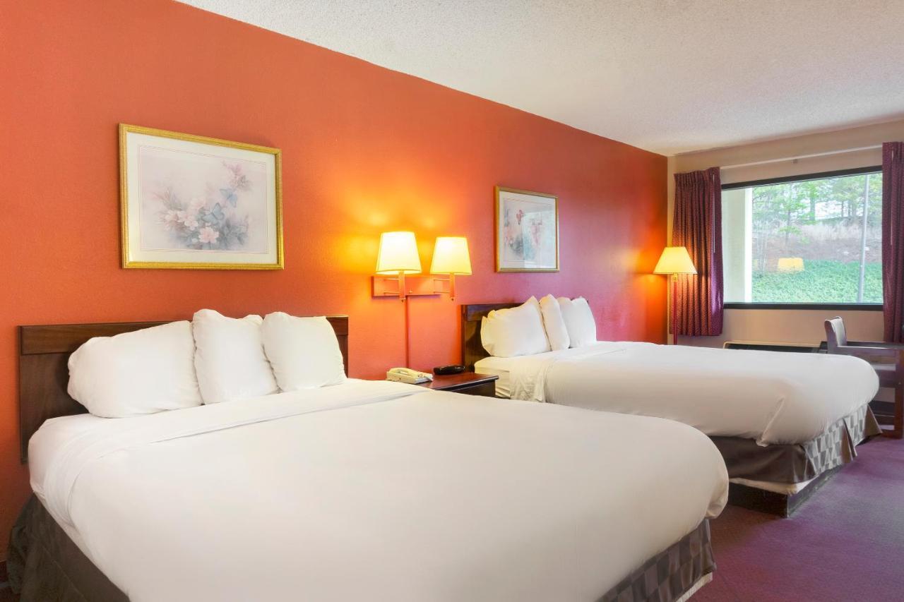 Days Inn By Wyndham Adairsville Exterior photo